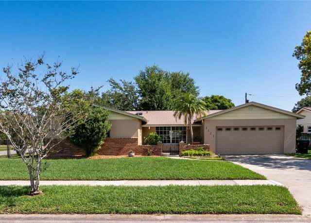 Property at 3121 Thistlehill Dr, Winter Park, FL 32792, 3 beds, 2 baths