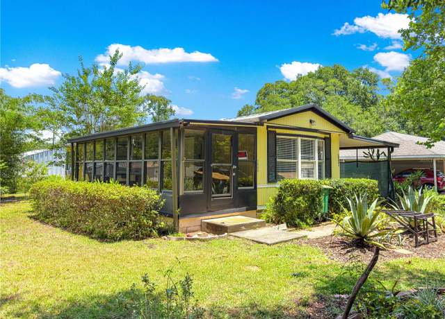 Property at 3669 SE 139th Ln, Summerfield, FL 34491, 2 beds, 1 bath
