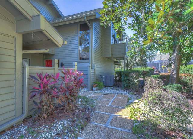 Property at 5333 Cobblestone Ct, Wesley Chapel, FL 33543, 3 beds, 2.5 baths