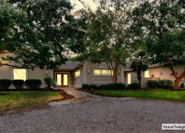 Property at 13207 NW 167th Ter, Alachua, FL 32615, 4 beds, 3 baths