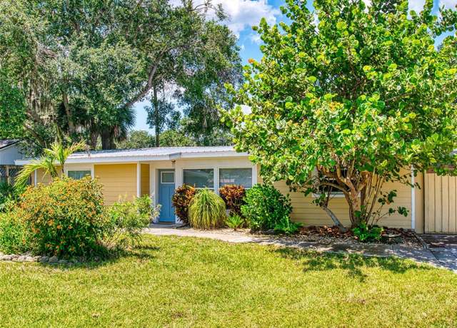 Property at 706 Lynn Ave, New Smyrna Beach, FL 32168, 3 beds, 2 baths