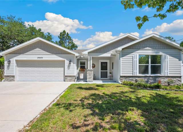 Property at 37673 Dixie Ave, Dade City, FL 33525, 4 beds, 2 baths