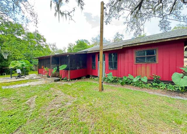 Property at 12305 Moon Lake Cir, New Port Richey, FL 34654, 6 beds, 3 baths