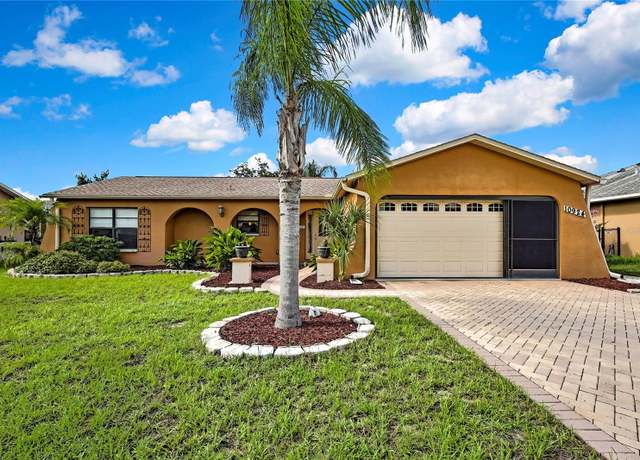 Property at 10924 Archway Ave, Hudson, FL 34667, 3 beds, 2 baths