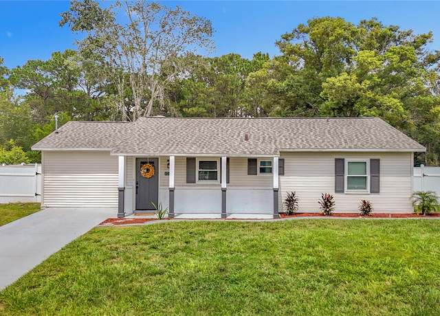 Property at 11455 Topaz St, Spring Hill, FL 34608, 3 beds, 2 baths