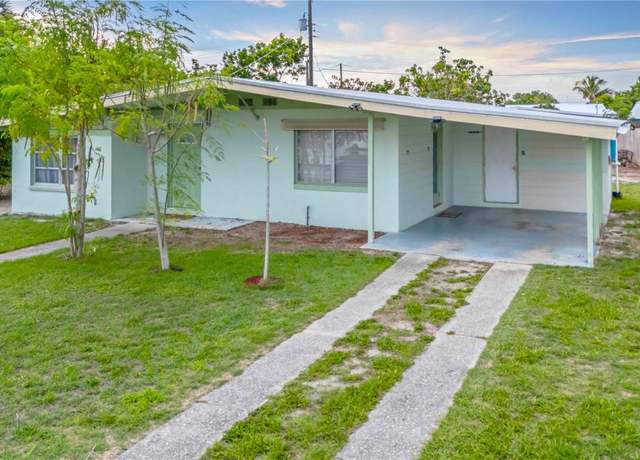 Property at 180 Palmetto Cir NE, Port Charlotte, FL 33952, 2 beds, 1 bath