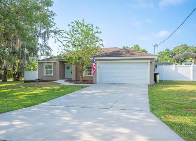 Property at 818 Fairlane Dr, Lakeland, FL 33809, 4 beds, 2 baths