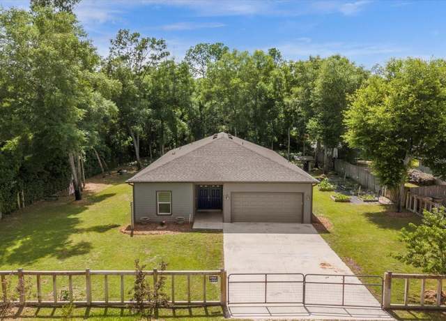 Property at 36029 Michigan Dr, Eustis, FL 32736, 4 beds, 2.5 baths