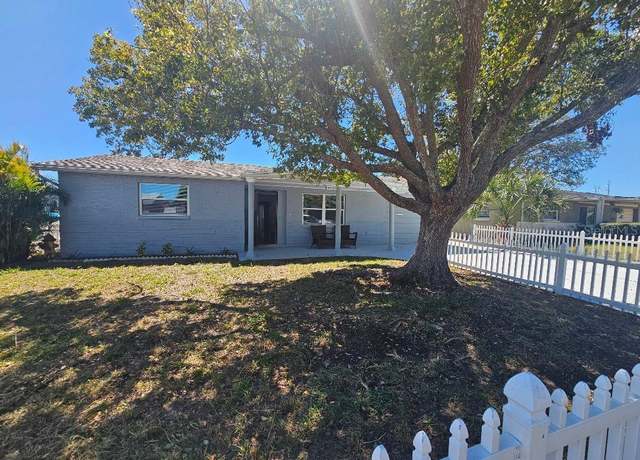 Property at 3136 Primrose Dr, Holiday, FL 34691, 4 beds, 2 baths
