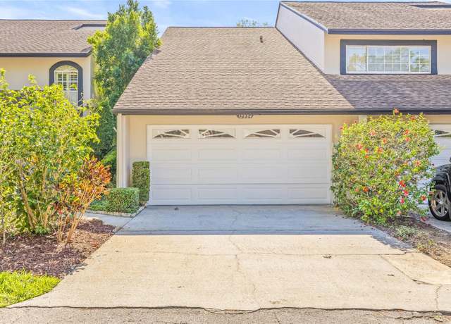 Property at 13934 Clubhouse Cir #8, Tampa, FL 33618, 3 beds, 2.5 baths