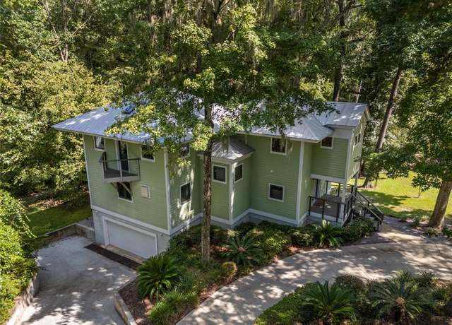 Property at 2515 NW 18th Way, Gainesville, FL 32605, 3 beds, 2 baths