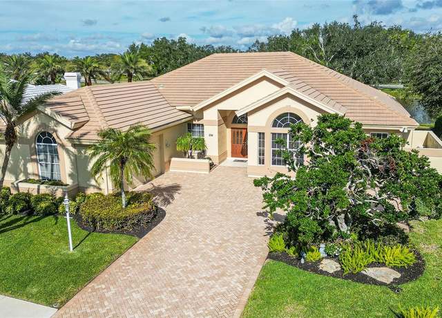 Property at 256 Royal Oak Way, Venice, FL 34292, 3 beds, 3 baths