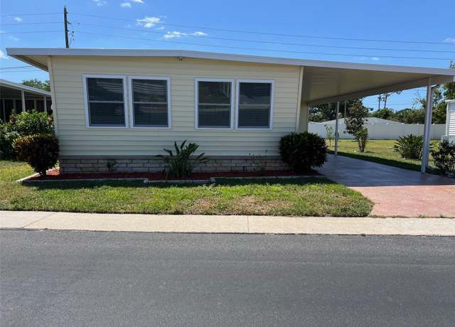 Property at 112 Pindo Palm St W, Largo, FL 33770, 2 beds, 2 baths