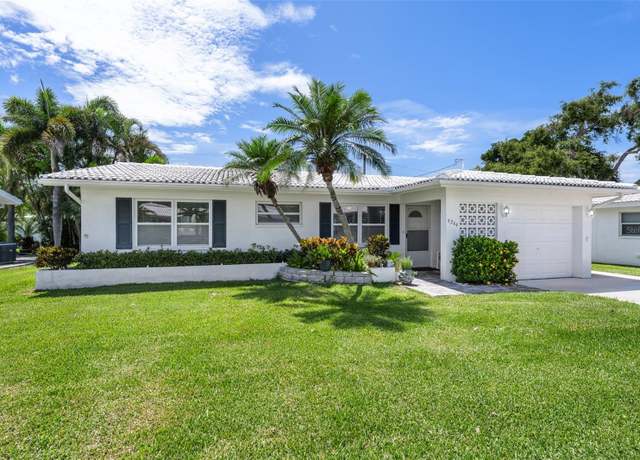 Property at 9244 142nd St, Seminole, FL 33776, 2 beds, 2 baths