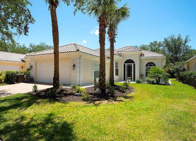 Property at 5877 Ferrara Dr, Sarasota, FL 34238, 3 beds, 2 baths