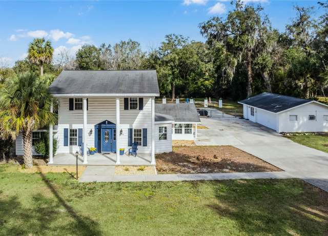 Property at 5703 SE 109th St, Belleview, FL 34420, 3 beds, 4 baths
