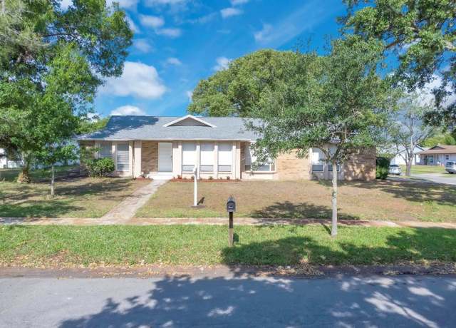 Property at 1030 Gran Paseo Dr, Orlando, FL 32825, 3 beds, 2 baths