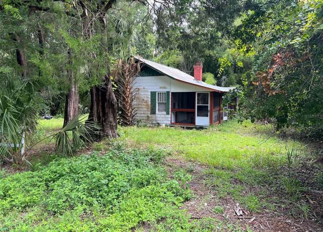 Property at 26 61st St, Yankeetown, FL 34498, 1 bed, 1 bath