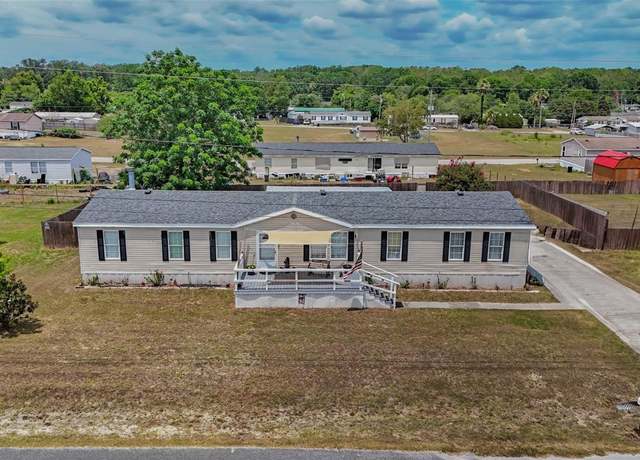 Property at 14276 SE 61st Ave, Summerfield, FL 34491, 3 beds, 2 baths