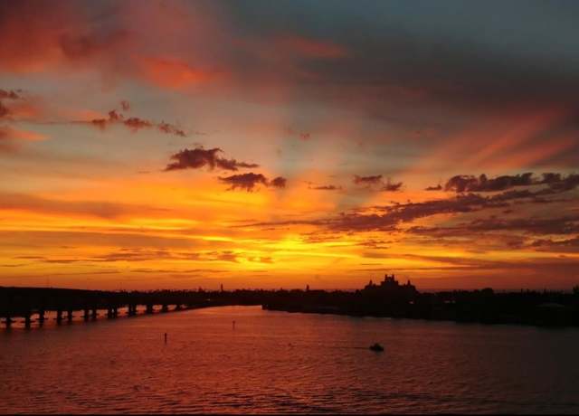 Property at 6265 Sun Blvd #806, St Petersburg, FL 33715, 2 beds, 2 baths