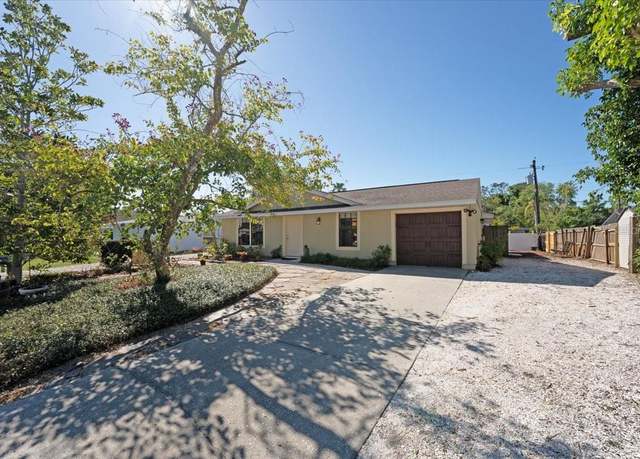 Property at 2316 Bradford St, Sarasota, FL 34231, 3 beds, 3 baths