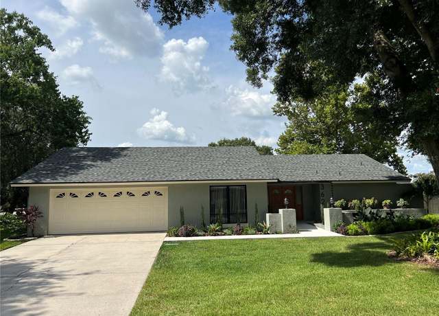 Property at 362 Pasco Ct, Winter Haven, FL 33884, 3 beds, 2 baths