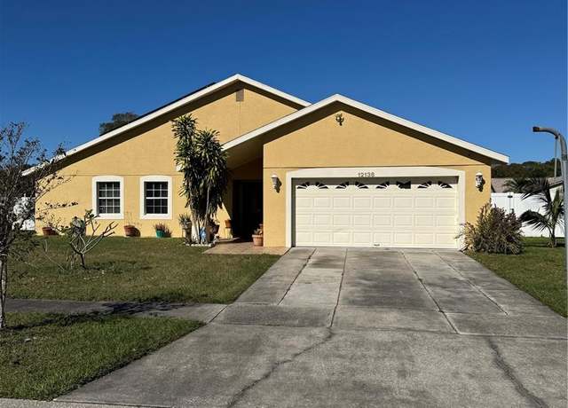 Property at 12136 Florida Woods Ln, Orlando, FL 32824, 3 beds, 2 baths