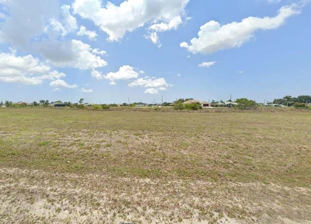 Property at 1330 NE 19th Pl, Cape Coral, FL 33909