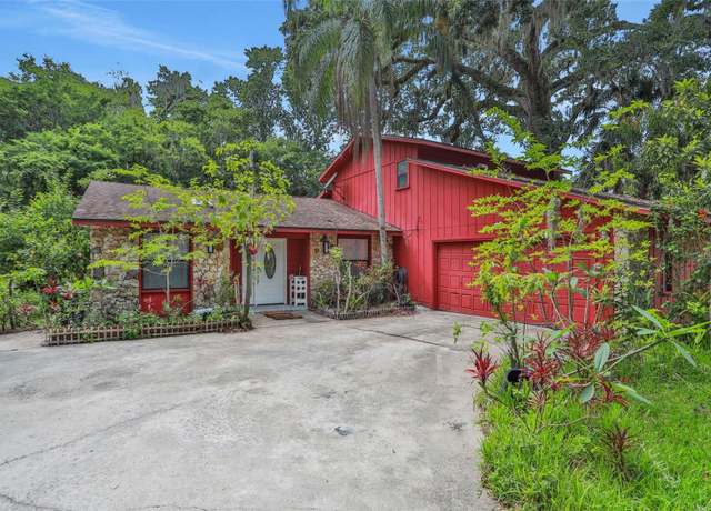 Property at 874 Quarters Ct, Port Orange, FL 32129, 4 beds, 3 baths