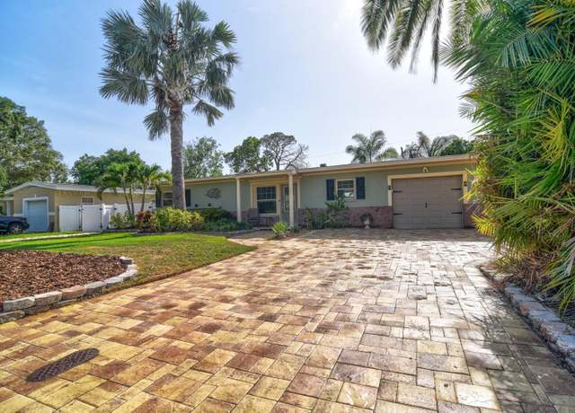 Property at 6912 14th St N #6912, St Petersburg, FL 33702, 2 beds, 1 bath