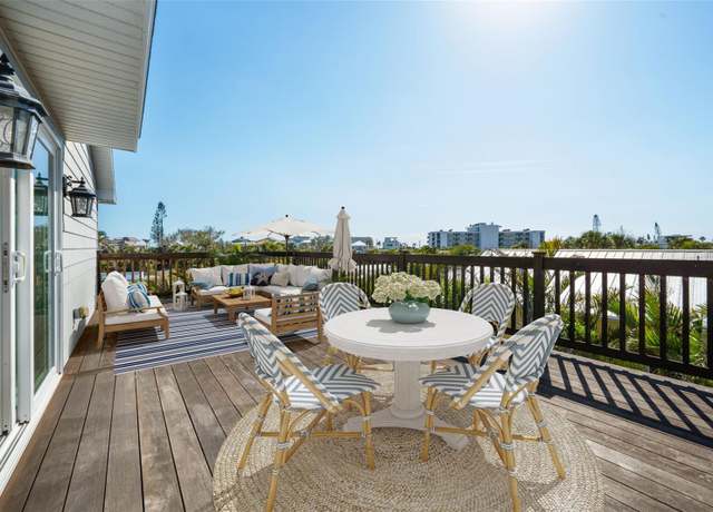 Property at 5512 Avenida Del Mare, Sarasota, FL 34242, 4 beds, 5 baths