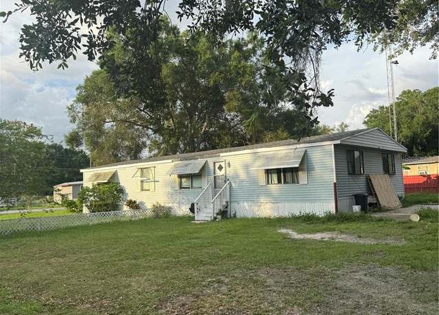 Property at 2621 Island Oaks W, Lakeland, FL 33805, 3 beds, 2 baths