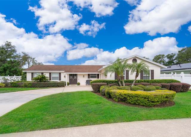 Property at 275 Tollgate Trl, Longwood, FL 32750, 4 beds, 2 baths