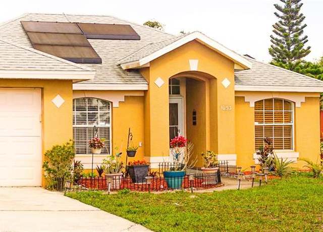 Property at 1053 Hemingway Dr, Deltona, FL 32725, 3 beds, 2 baths