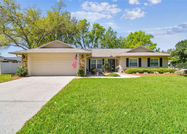 Property at 3952 Applegate Cir, Brandon, FL 33511, 4 beds, 2.5 baths