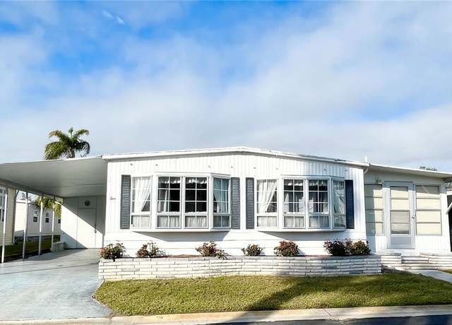 Property at 10 White Oak Ter, Sarasota, FL 34237, 2 beds, 2 baths