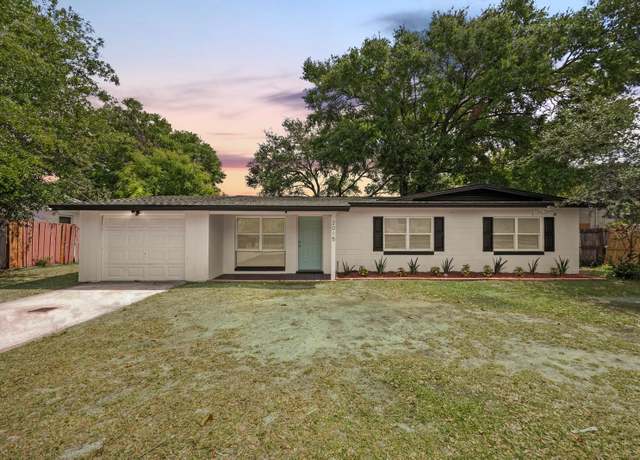 Property at 2015 N Hastings St, Orlando, FL 32808, 3 beds, 2 baths