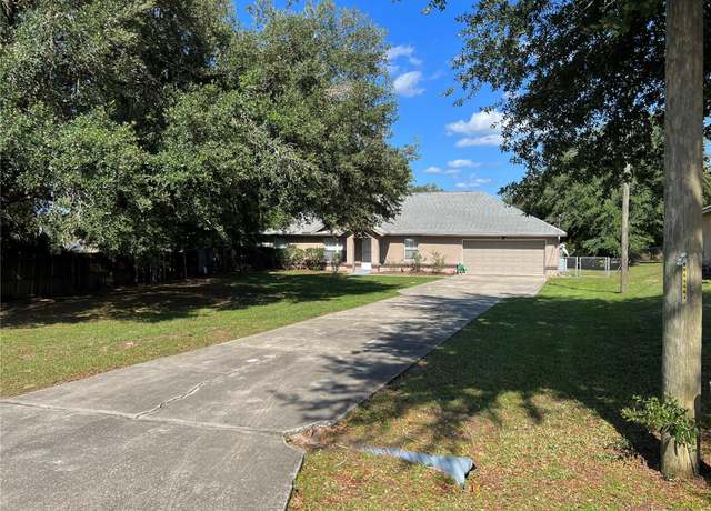 Property at 21 Pecan Course Cir, Ocala, FL 34472, 3 beds, 2 baths