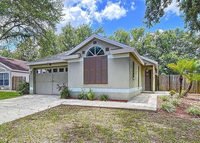 Property at 1319 Dew Bloom Rd, Valrico, FL 33594, 4 beds, 2 baths