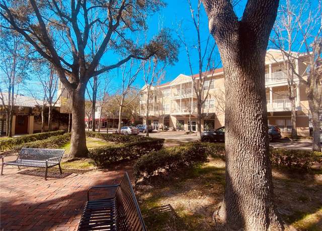 Property at 9127 SW 52nd Ave #301, Gainesville, FL 32608, 2 beds, 2 baths