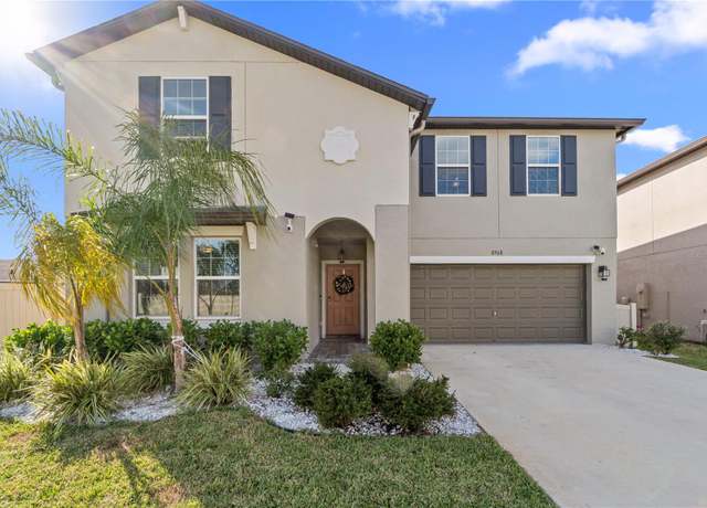 Property at 8968 Parsons Hill Blvd, Wesley Chapel, FL 33545, 6 beds, 3 baths
