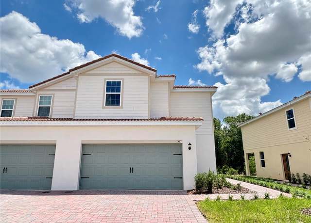 Property at 571 Bay Leaf Dr, Poinciana, FL 34759, 3 beds, 2.5 baths
