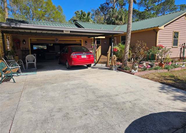 Property at 402 8th St SW, Ruskin, FL 33570, 2 beds, 2 baths