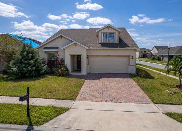 Property at 1720 Reflection Ln, St Cloud, FL 34771, 4 beds, 3.5 baths