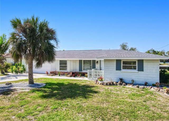 Property at 148 Salem Ave NW, Port Charlotte, FL 33952, 2 beds, 2 baths