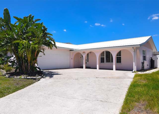 Property at 11777 90th Ave, Seminole, FL 33772, 3 beds, 2 baths