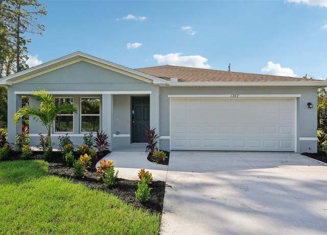 Property at 8014 Windswept Cir, Labelle, FL 33935, 3 beds, 2 baths