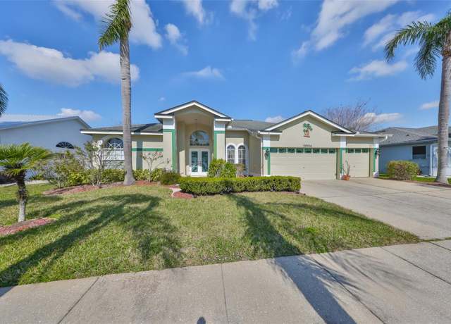 Property at 13024 Prestwick Dr, Riverview, FL 33579, 4 beds, 3 baths