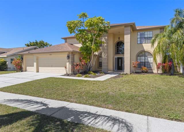 Property at 12929 Prestwick Dr, Riverview, FL 33579, 4 beds, 3 baths