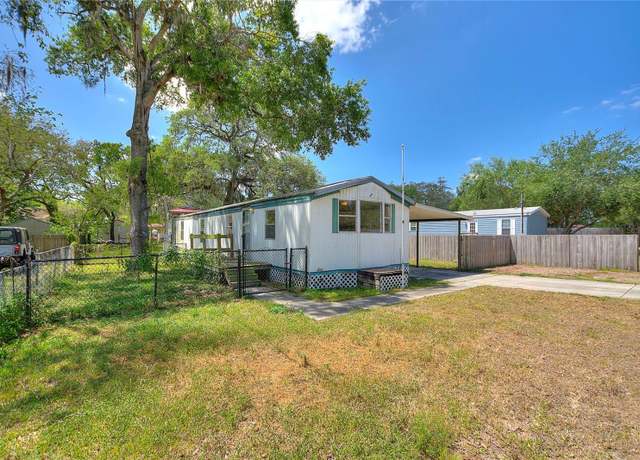 Property at 11940 Terra Ceia Ave, New Port Richey, FL 34654, 2 beds, 2 baths